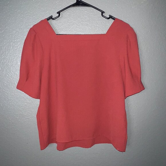 Timing Women’s Red Square Neck Puff Sleeve Blouse M P2P 19 L22 - Picture 1 of 5